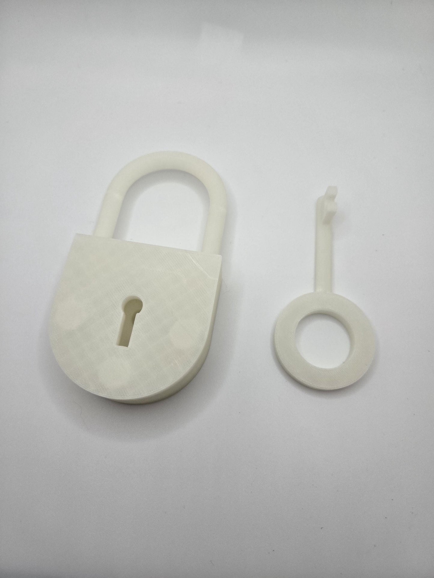 Giant 3D Printed Padlock – Oversized Prop & Costume Accessory! Pupifer's Paddles