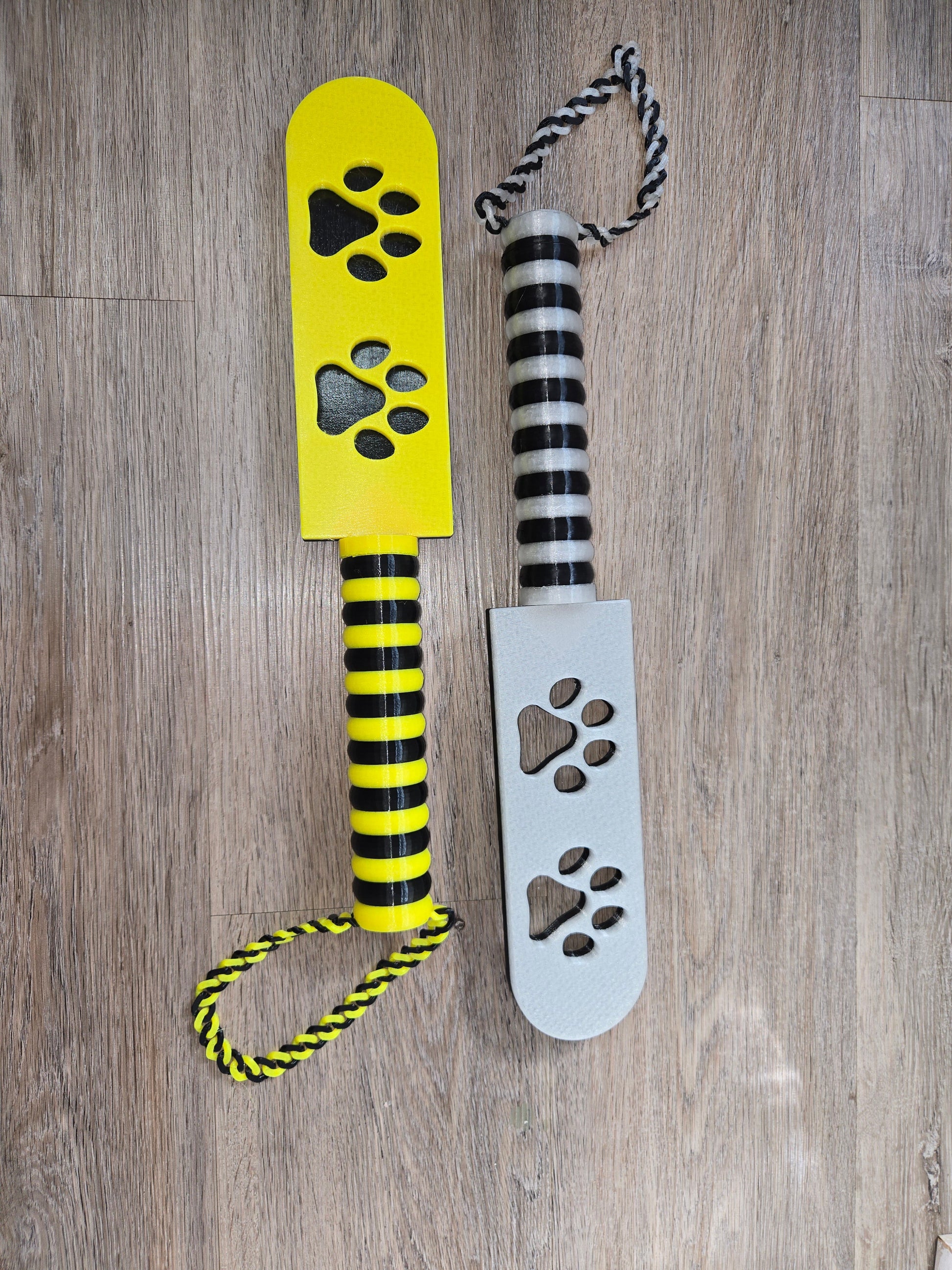 🐾Puppy Paw Print BDSM Paddle – Flexible Impact Toy Pupifer's Paddles