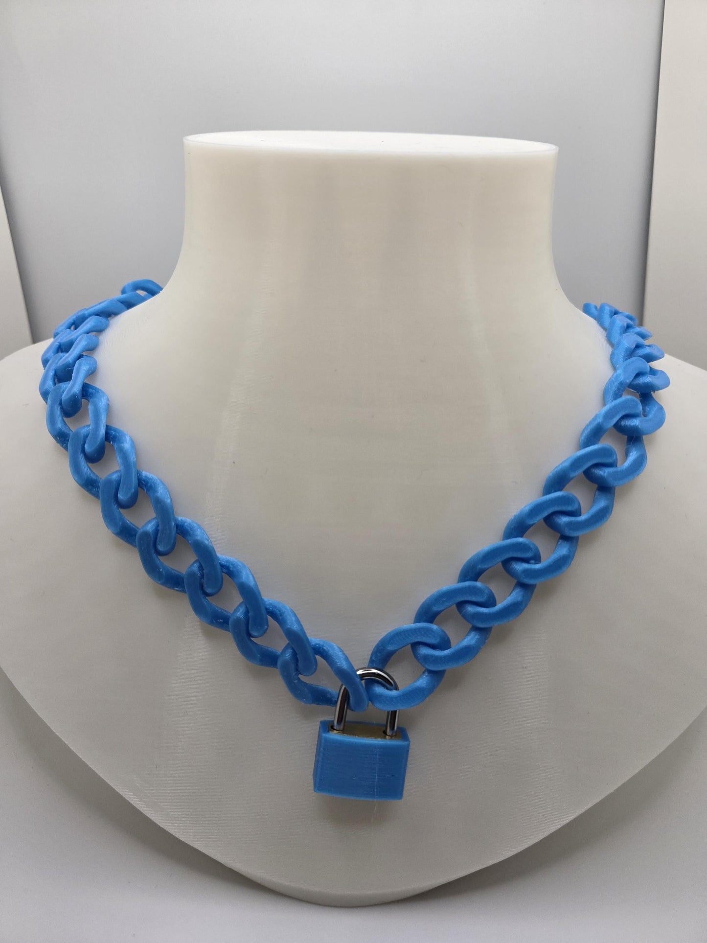 3D Printed Cuban Chain Leash with Matching Padlock Pupifer's Paddles