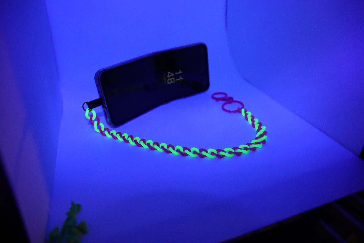 3D Printed Cuban Chain Phone Lanyard Pupifer's Paddles