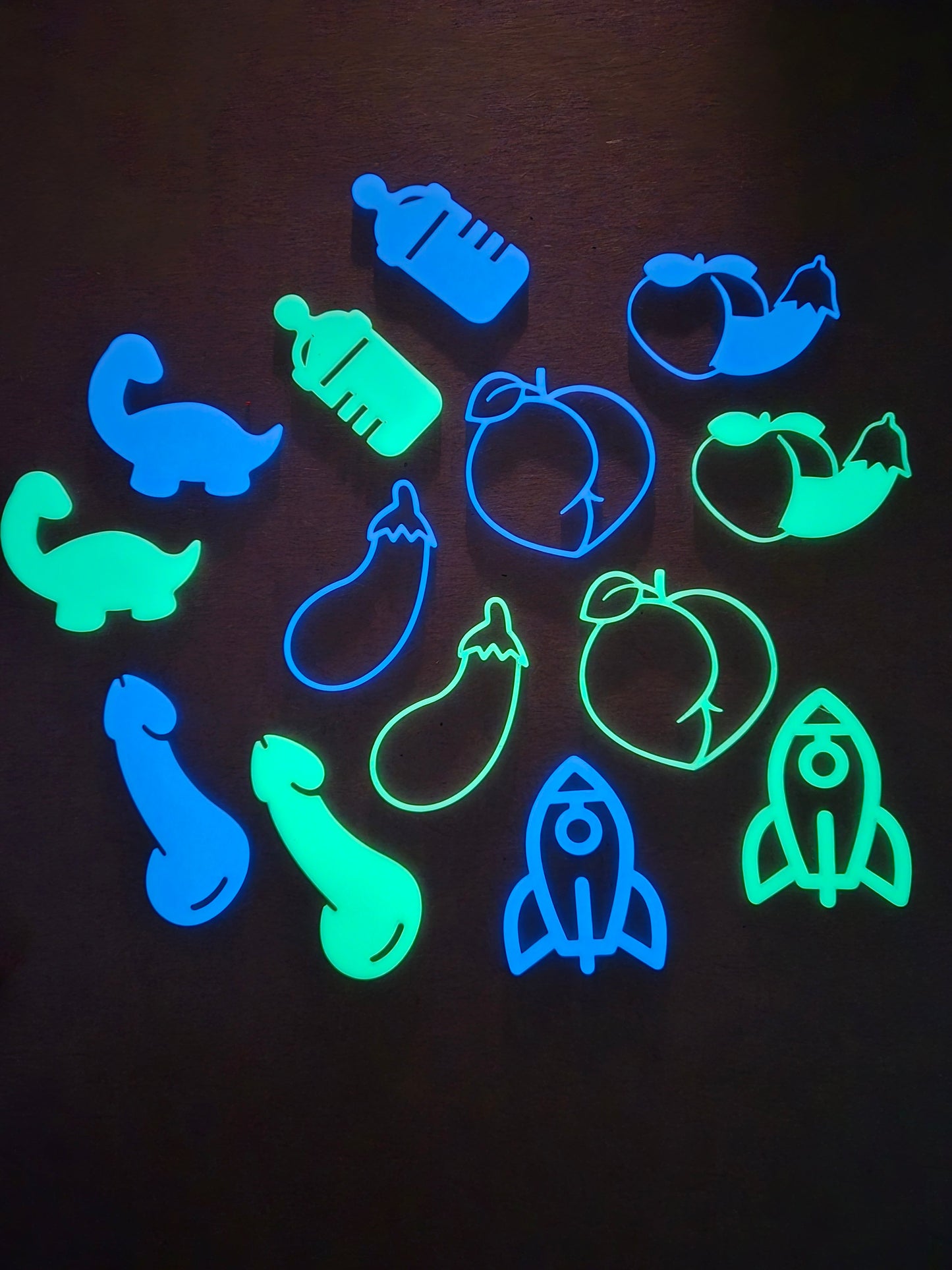 3D Printed Glow-in-the-Dark Ceiling Stickers Pupifer's Paddles